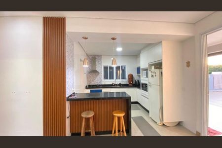 Casa à venda com 3 quartos, 274m² em Jardim Sao Marcos, Valinhos