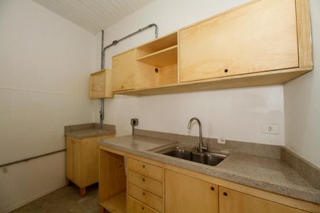 Casa para alugar com 60m², 1 quarto e sem vaga Casa para alugar com 60m², 1 quarto e sem vagaCozinha