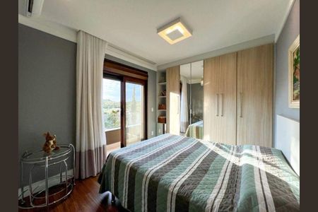 Casa à venda com 335m², 3 quartos e 4 vagas
