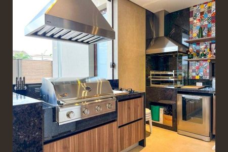 Casa à venda com 3 quartos, 335m² em Jardim Nova Suica, Valinhos
