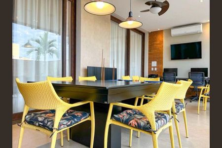 Casa à venda com 335m², 3 quartos e 4 vagas