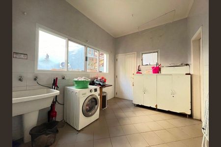 Casa à venda com 433m², 5 quartos e 4 vagas