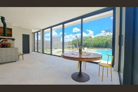 Casa à venda com 570m², 4 quartos e 6 vagas