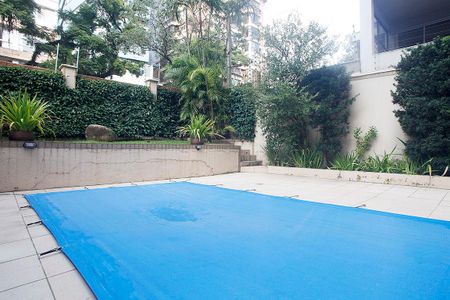 Apartamento à venda com 158m², 3 quartos e 2 vagasÁrea Comum - Piscina
