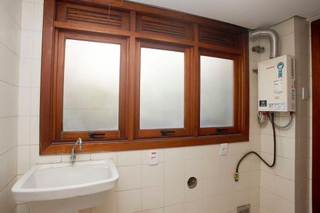 Apartamento à venda com 158m², 3 quartos e 2 vagasÁrea de Serviço + Despensa
