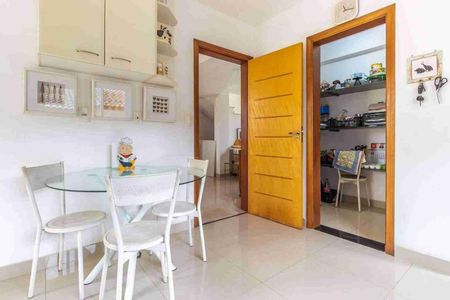 Casa à venda com 3 quartos, 235m² em Chácaras Alpina, Valinhos