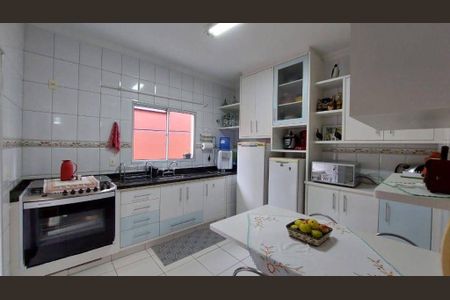 Casa à venda com 253m², 5 quartos e 5 vagas