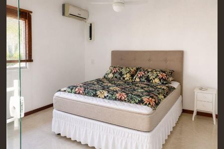 Casa à venda com 327m², 5 quartos e 4 vagas