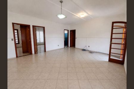 Casa à venda com 327m², 5 quartos e 4 vagas