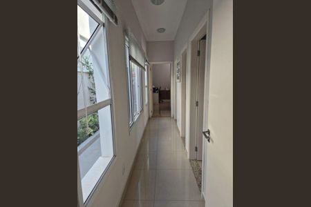Casa à venda com 176m², 3 quartos e 6 vagas