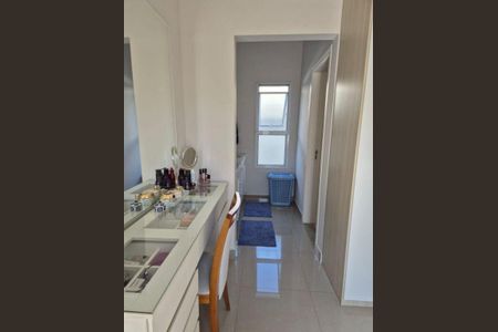 Casa à venda com 176m², 3 quartos e 6 vagas