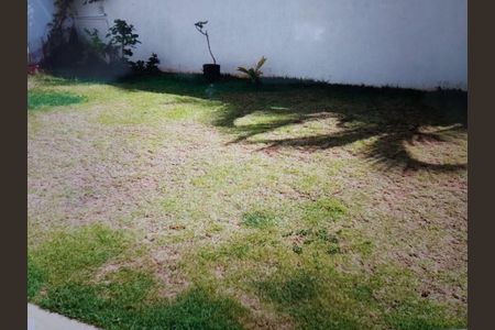Casa à venda com 176m², 3 quartos e 6 vagas