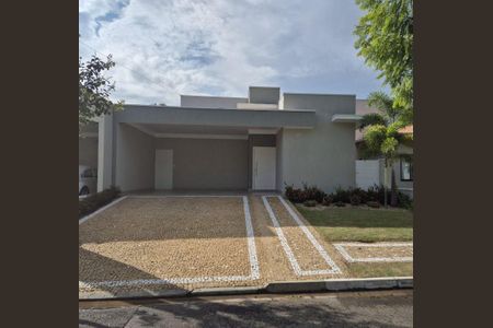 Casa à venda com 176m², 3 quartos e 6 vagas