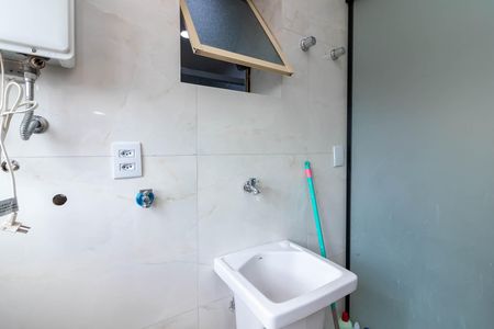 Apartamento à venda com 103m², 3 quartos e 1 vagaÁrea de Serviço