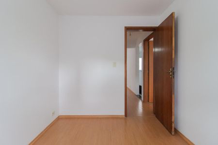 Quarto 2 de apartamento para alugar com 2 quartos, 50m² em Jardim Pilar, Mauá
