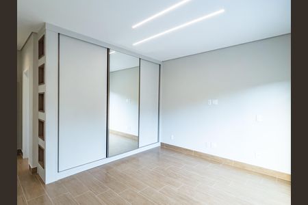 Casa à venda com 4 quartos, 319m² em Parque Lausanne, Valinhos