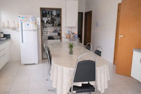 Casa à venda com 4 quartos, 412m² em Vale Verde, Valinhos