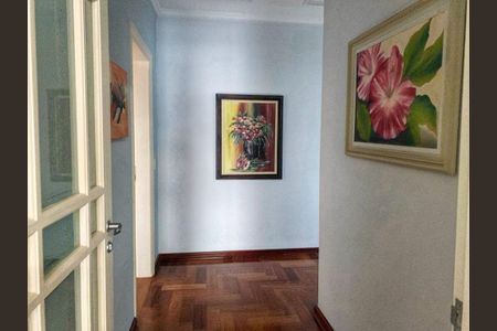 Casa à venda com 4 quartos, 291m² em Santa Cruz, Valinhos