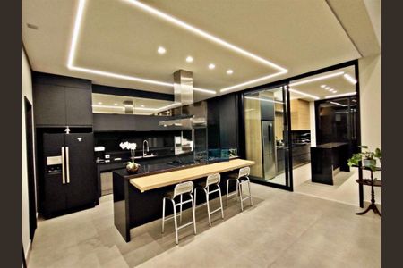 Casa à venda com 3 quartos, 330m² em Joapiranga, Valinhos