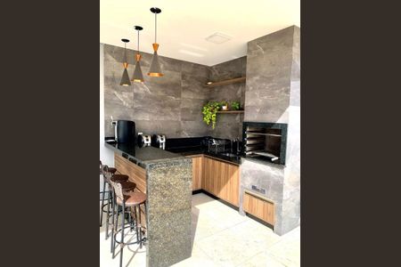 Casa à venda com 228m², 3 quartos e 4 vagas