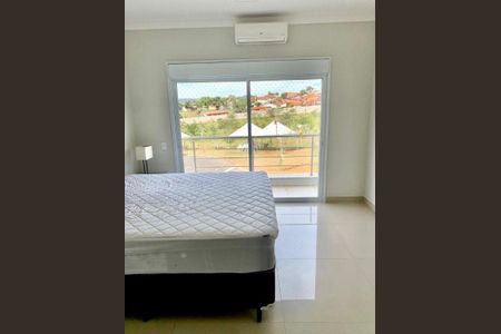 Casa à venda com 228m², 3 quartos e 4 vagas