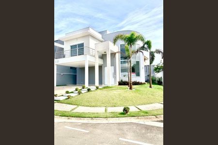 Casa à venda com 228m², 3 quartos e 4 vagas