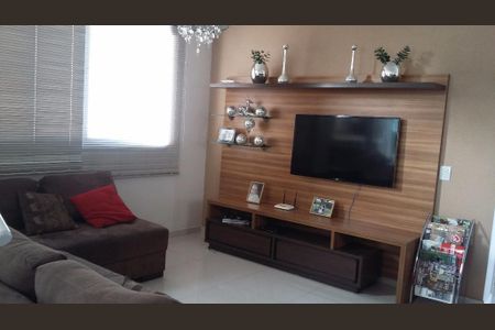 Casa à venda com 3 quartos, 278m² em Colina dos Pinheiros, Valinhos
