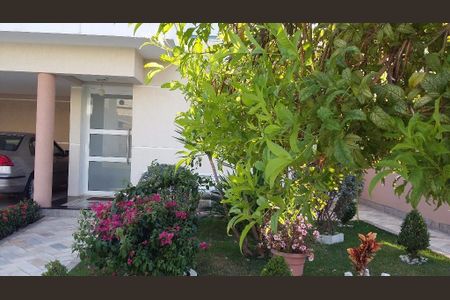Casa à venda com 278m², 3 quartos e 4 vagas