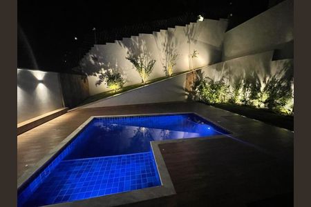 Casa à venda com 362m², 3 quartos e 4 vagas