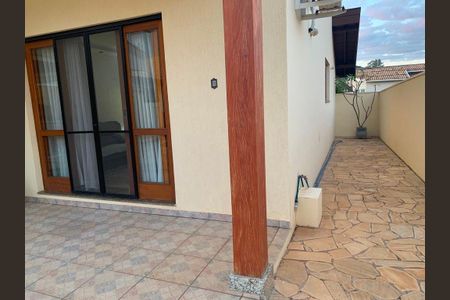 Casa à venda com 250m², 3 quartos e 4 vagas