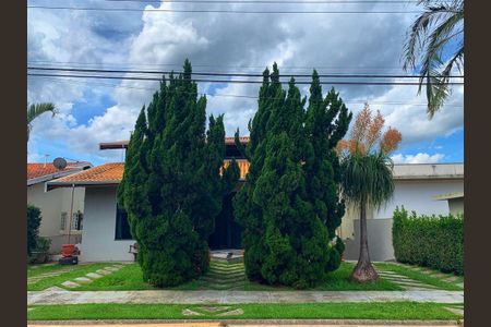Casa à venda com 450m², 3 quartos e 6 vagas