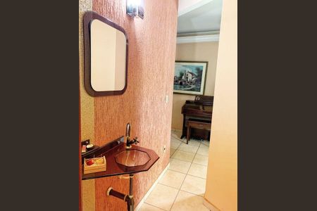 Casa à venda com 450m², 3 quartos e 6 vagas
