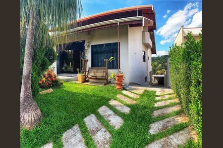 Casa à venda com 450m², 3 quartos e 6 vagas