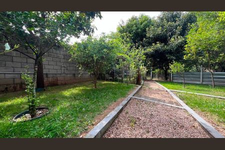 Casa à venda com 140m², 3 quartos e 4 vagas