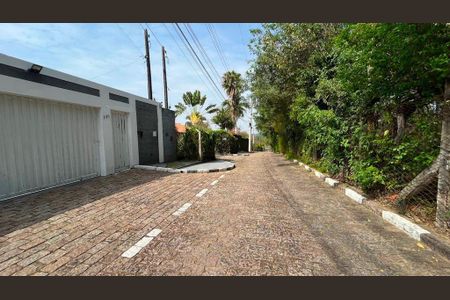 Casa à venda com 140m², 3 quartos e 4 vagas