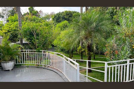 Casa à venda com 140m², 3 quartos e 4 vagas