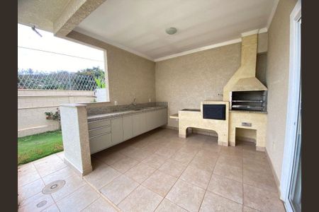 Casa à venda com 253m², 3 quartos e 4 vagas