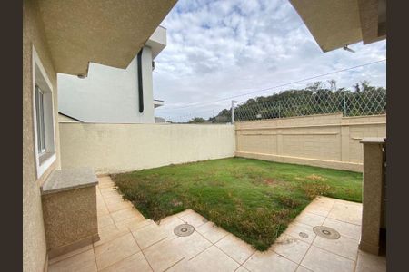 Casa à venda com 253m², 3 quartos e 4 vagas