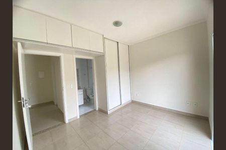 Casa à venda com 253m², 3 quartos e 4 vagas