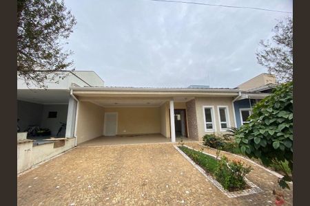 Casa à venda com 253m², 3 quartos e 4 vagas