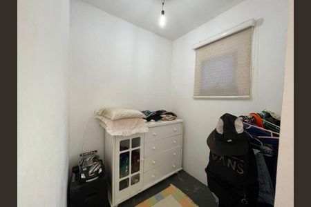 Casa à venda com 242m², 3 quartos e 2 vagas