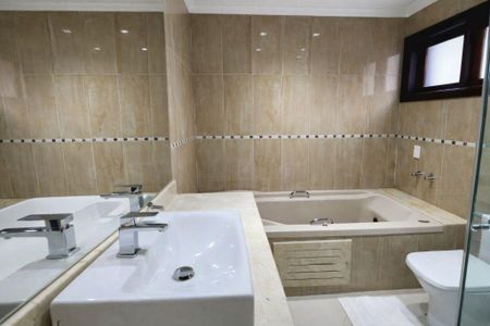 Casa à venda com 4 quartos, 350m² em Loteamento Residencial Fazenda Sao Jose, Valinhos