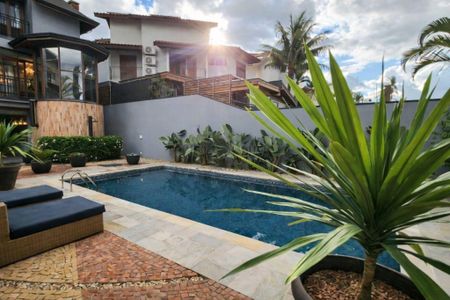 Casa à venda com 350m², 4 quartos e 4 vagas
