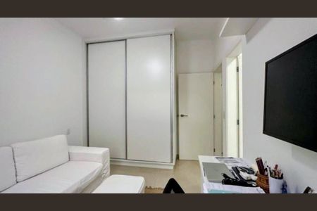 Casa à venda com 218m², 3 quartos e 5 vagas