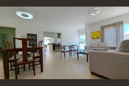 Casa à venda com 3 quartos, 218m² em Jardim Nova Suica, Valinhos