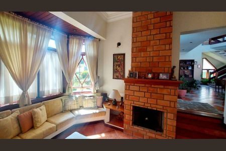 Casa à venda com 398m², 4 quartos e 4 vagas
