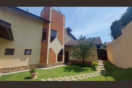 Casa à venda com 398m², 4 quartos e 4 vagas