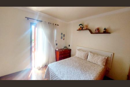 Casa à venda com 398m², 4 quartos e 4 vagas