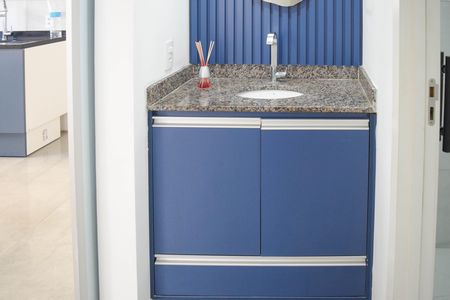 Apartamento para alugar com 37m², 2 quartos e sem vagaBanheiro