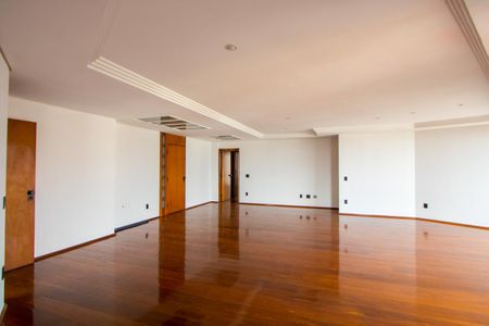 Apartamento à venda com 260m², 4 quartos e 4 vagas Apartamento à venda com 260m², 4 quartos e 4 vagasSala